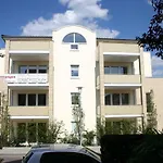 Moderne Strandvilla Moderne Strandvilla 4 Apartment *